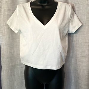 NWT White Crop v-neck